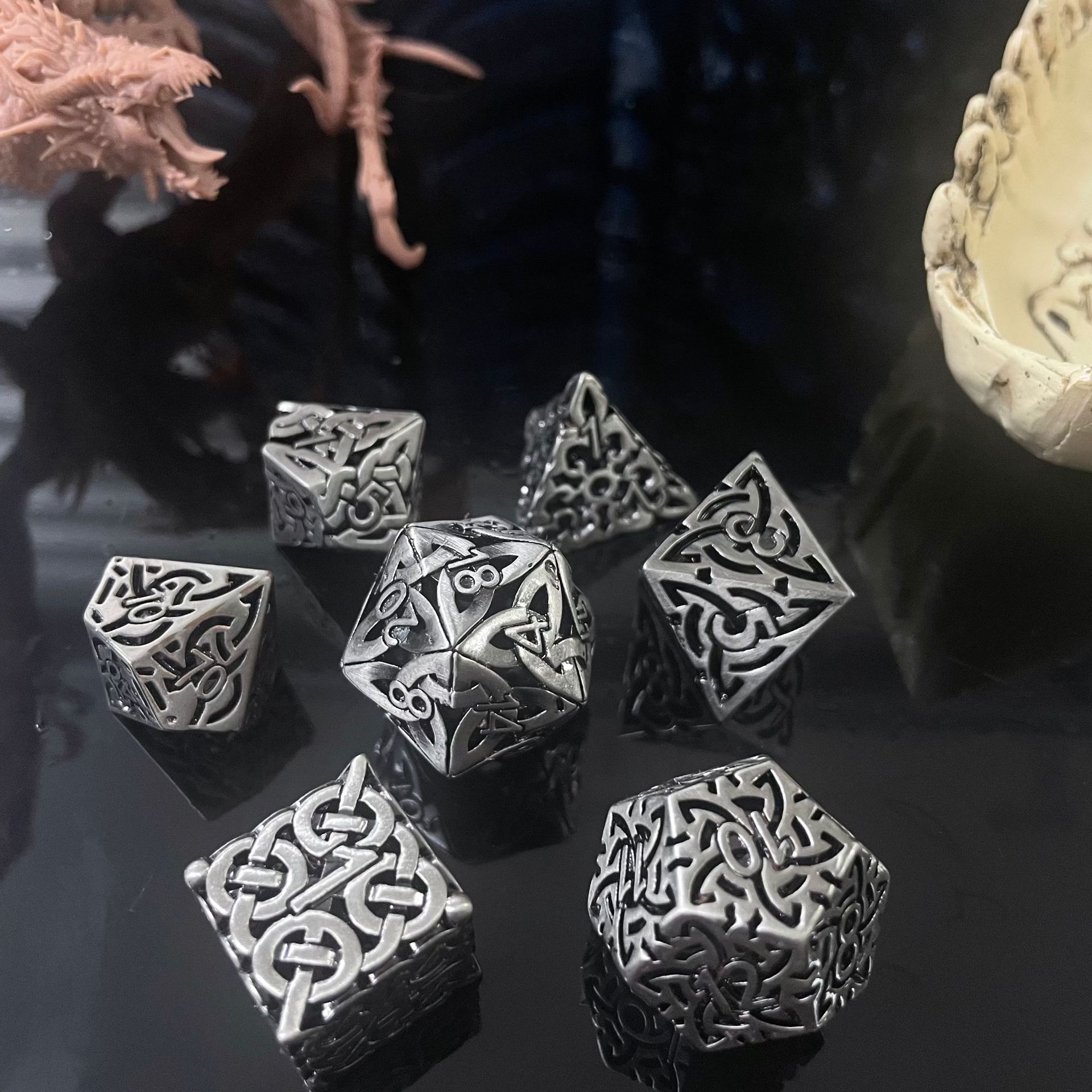 7 Stuks Cosplay D4-D20 Dnd Mes - Dice Set Polyhedral recensie en prijs